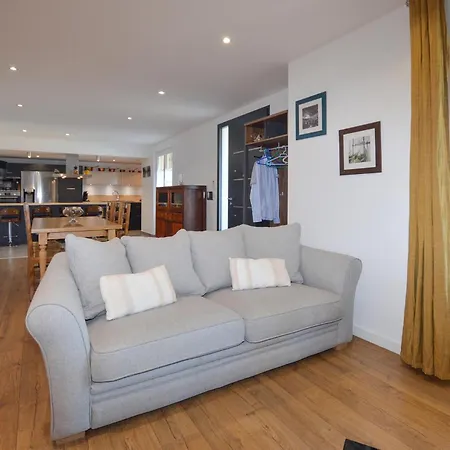 Gorgeous In With Wifi