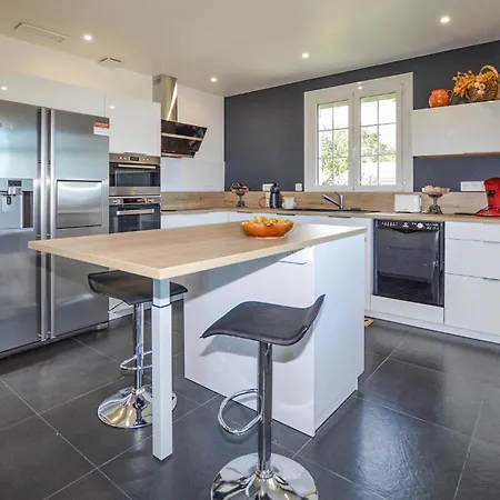 Semesterbostad Gorgeous In With Wifi