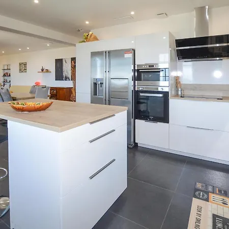 Gorgeous In With Wifi Holiday home *