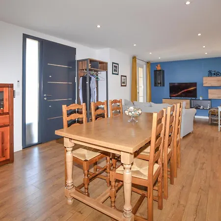 Gorgeous In With Wifi