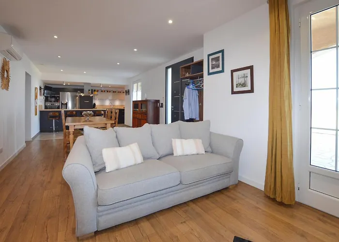 Gorgeous In With Wifi