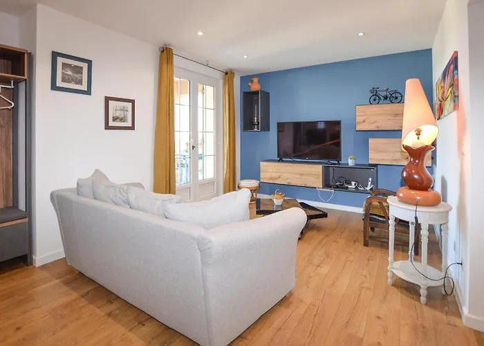 Gorgeous In With Wifi *